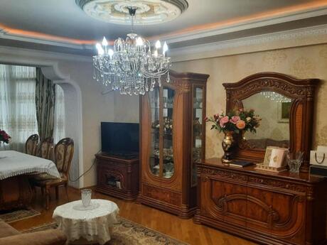 3 otaqlı mənzil, 110 m², İnşaatçılar: 270 000 ₼ 2