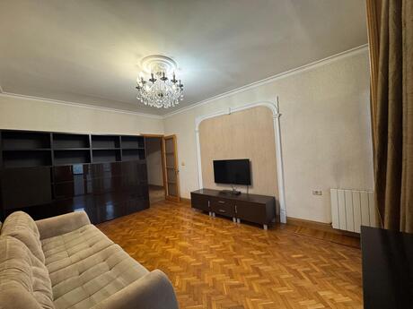2-room apartment, 57 m², Gənclik: 225 000 ₼ 3