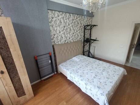Kirayə 3 otaqlı mənzil, 105 m², Şah İsmayıl Xətai: 1 050 ₼/ay 2
