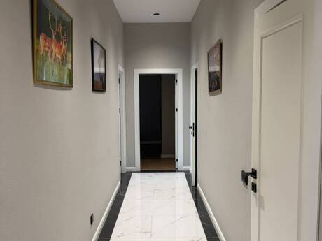 Kirayə 4 otaqlı mənzil, 180 m², Koroğlu: 1 900 ₼/ay 4