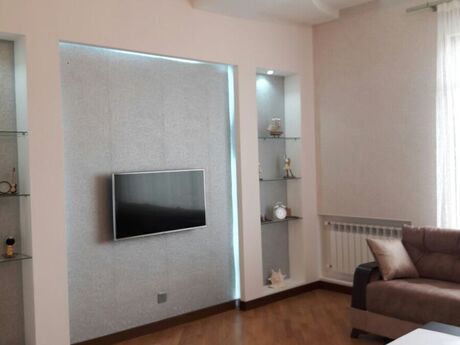 Kirayə 3 otaqlı mənzil, 110 m², 28 May: 1 600 ₼/ay 3