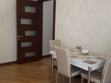 Kirayə 3 otaqlı mənzil, 110 m², 28 May: 1 600 ₼/ay 4