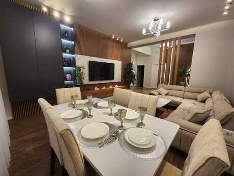 Elan №6407227 - Bakı, Ağ şəhər q., 3 otaqlı, 150 m², 6/7 mərtəbə