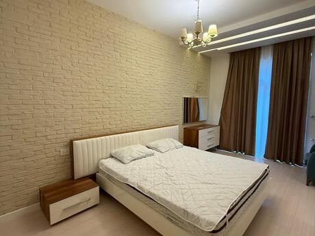 Kirayə 4 otaqlı mənzil, 170 m², Ağ şəhər: 1 800 ₼/ay 5