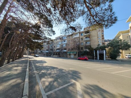 Kirayə 3 otaqlı mənzil, 100 m², Nərimanov: 850 ₼/ay 2