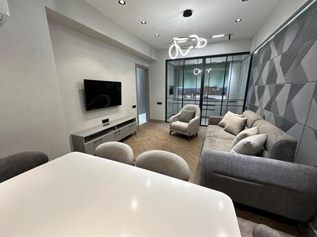 Elan №6407343 - Bakı, Ağ şəhər q., 2 otaqlı, 70.1 m², 11/20 mərtəbə
