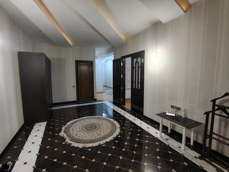 4-room apartment, 206 m², Nizami: 560 000 ₼ 5