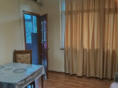 Elan №6407317 - Bakı, Memar Əcəmi m., 2 otaqlı, 50 m², 3/5 mərtəbə