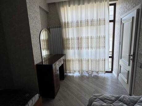 Kirayə 3 otaqlı mənzil, 100 m², 28 May: 1 500 ₼/ay 2