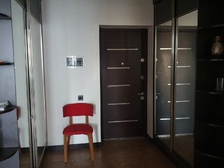 Kirayə 3 otaqlı mənzil, 100 m², Şah İsmayıl Xətai: 999 ₼/ay 3