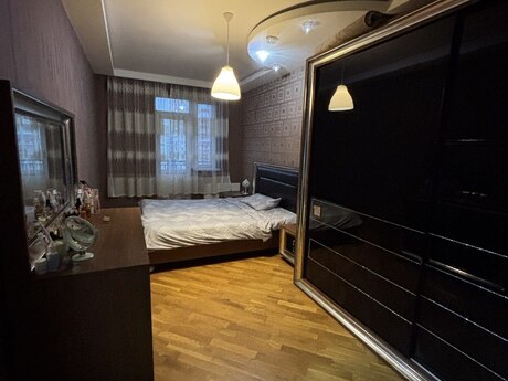 Kirayə 3 otaqlı mənzil, 61 m², İnşaatçılar: 165 ₼/ay 3