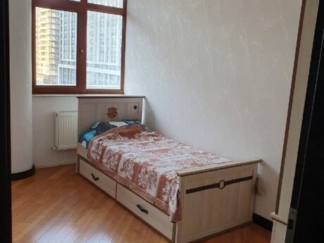Kirayə 3 otaqlı mənzil, 100 m², Şah İsmayıl Xətai: 999 ₼/ay 5