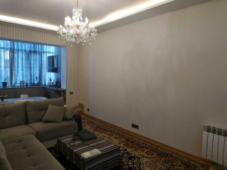Kirayə 2 otaqlı mənzil, 70 m², 8 Noyabr: 749 ₼/ay 2