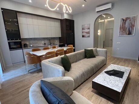 Объявление №6407444 - Баку, Хатаинский р., 3-комн., 120 м², 5/7 этаж