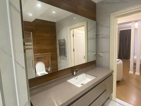 Kirayə 3 otaqlı mənzil, 220 m², 28 May: 4 000 ₼/ay 4