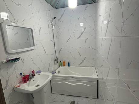 Kirayə 3 otaqlı mənzil, 95 m², İnşaatçılar: 600 ₼/ay 5