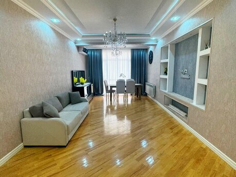 Объявление №6407564 - Баку, м. Иншаатчылар, 4-комн., 150 м², 5/19 этаж