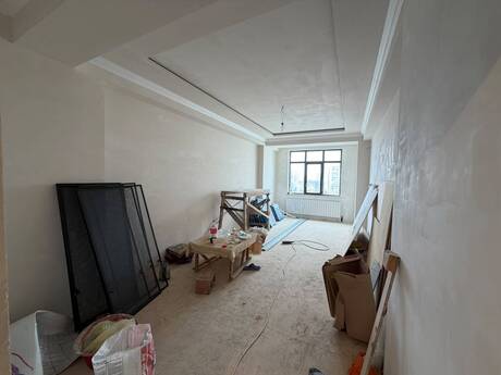 3-room apartment, 128 m², Azadlıq Prospekti: 330 000 ₼ 2