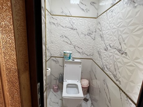 5 otaqlı həyət evi, 200 m², Yeni Ramana: 260 000 ₼ 3