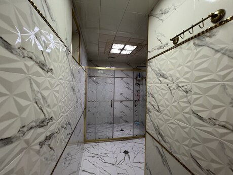 5 otaqlı həyət evi, 200 m², Yeni Ramana: 260 000 ₼ 4