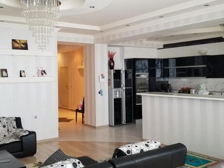 3 otaqlı mənzil, 115 m², 20 Yanvar: 305 000 ₼ 5