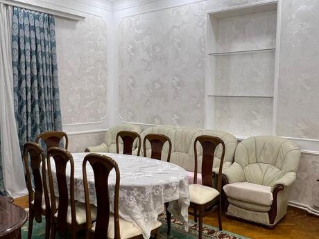 Kirayə 3 otaqlı mənzil, 95 m², Sahil: 950 ₼/ay 2
