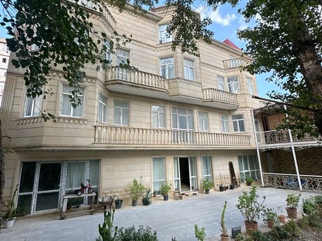 17 otaqlı həyət evi, 1 000 m², Nəsimi: 1 200 000 ₼ 2
