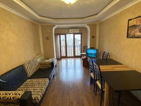 3 otaqlı mənzil, 70 m², 28 May: 299 999 ₼ 2