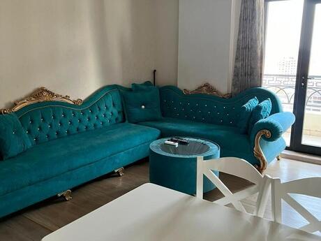 3 otaq · 85 m² · 13/18 mərtəbə, 28 May