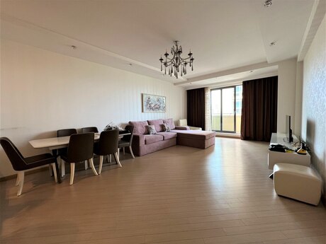Kirayə 3 otaqlı mənzil, 150 m², Səbail: 3 500 ₼/ay 2