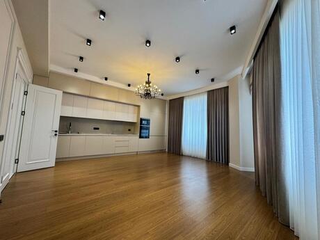 3 otaqlı mənzil, 150 m², Ağ şəhər: 750 000 ₼ 3