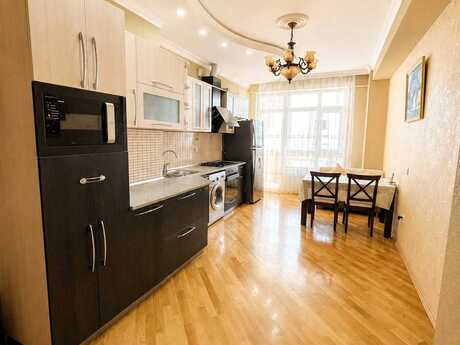 Kirayə 2 otaqlı mənzil, 100 m², İnşaatçılar: 750 ₼/ay 4