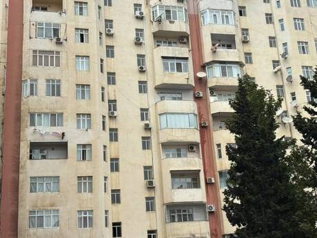 Объявление №6407718 - Баку, м. Насими, 2-комн., 80 м², 1/12 этаж
