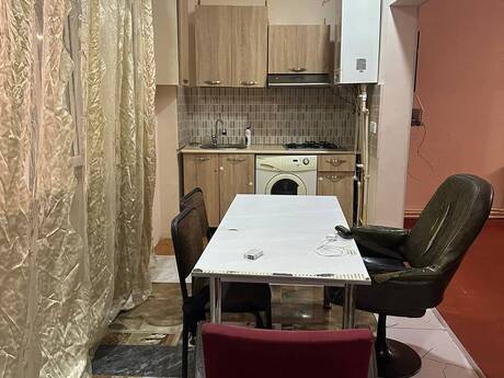 Объявление №6407755 - Баку, м. Элмляр Академиясы, 3-комн., 120 м², 2/2 этаж