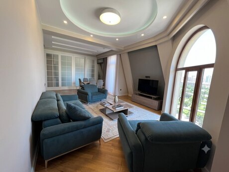 3 otaqlı mənzil, 120 m², Ağ şəhər: 550 000 ₼ 2