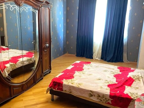 Kirayə 4 otaqlı mənzil, 160 m², Badamdar: 1 000 ₼/ay 4
