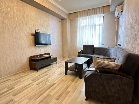 Сдаётся 2-комнатная квартира в новостройке, Memar Əcəmi, 72 м², 840 AZN/мес, фото 2 / 12