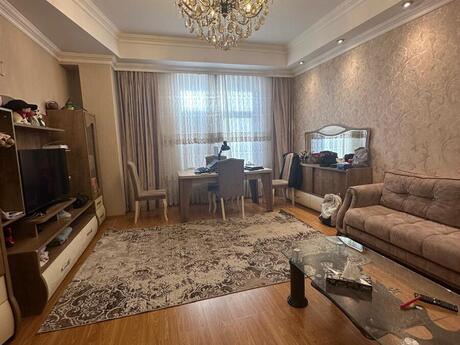 Elan №6407888 - Bakı, Ağ şəhər q., 3 otaqlı, 100 m², 3/7 mərtəbə