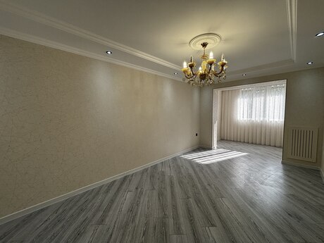 Elan №6407903 - Bakı, Xalqlar Dostluğu m., 3 otaqlı, 80 m², 3/5 mərtəbə