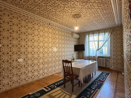 4-комнатная квартира, 115 м², Xalqlar Dostluğu: 210 000 ₼ 2