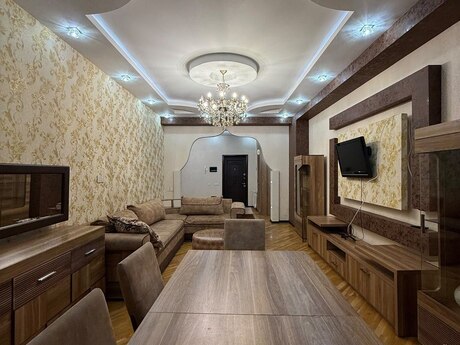 Объявление №6407999 - Баку, Хатаинский р., 3-комн., 96 м², 10/17 этаж
