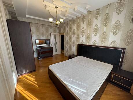 2-room apartment, 70 m², Nəsimi: 227 000 ₼ 5