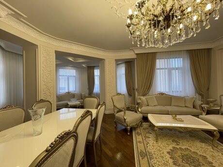 3-комнатная квартира, 157 м², 28 May: 600 000 ₼ 5