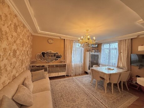 Elan №6408047 - Bakı, Gənclik m., 2 otaqlı, 65 m², 3/5 mərtəbə