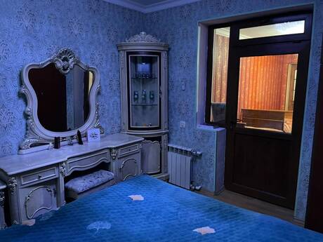 Elan №6408074 - Bakı, Gənclik m., 3 otaqlı, 75 m², 4/5 mərtəbə