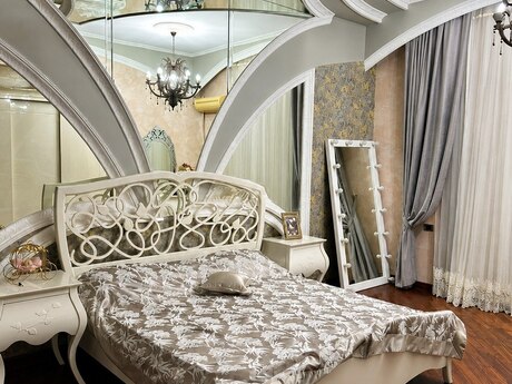 5 otaqlı mənzil, 250 m², 28 May: 820 000 ₼ 4