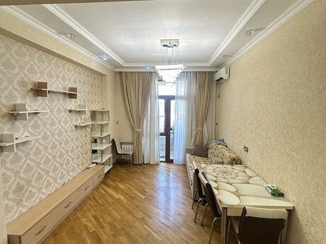 Elan №6408121 - Bakı, Memar Əcəmi m., 2 otaqlı, 50 m², 13/17 mərtəbə