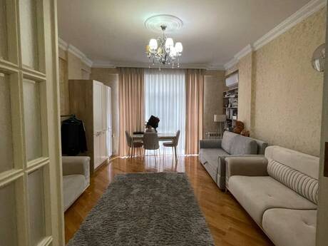 2 otaq · 81 m² · 3/16 mərtəbə, Nəsimi