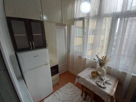 Kirayə 2 otaqlı mənzil, 65 m², İnşaatçılar: 600 ₼/ay 2