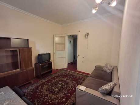 1 otaq · 45 m² · 2/5 mərtəbə, Bakıxanov